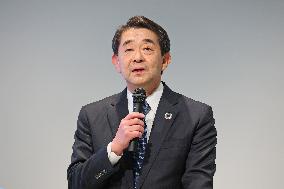 Mitsui Chemicals President Change Press Conference